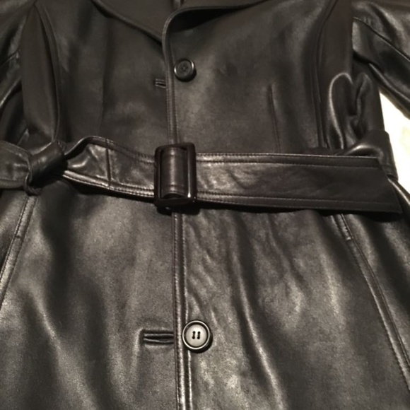Leather Coat, MEDIUM - Picture 5 of 8